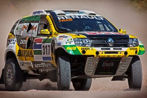 renault-aims-for-top-10-finish-in-dakar-2016-photo-gallery_12